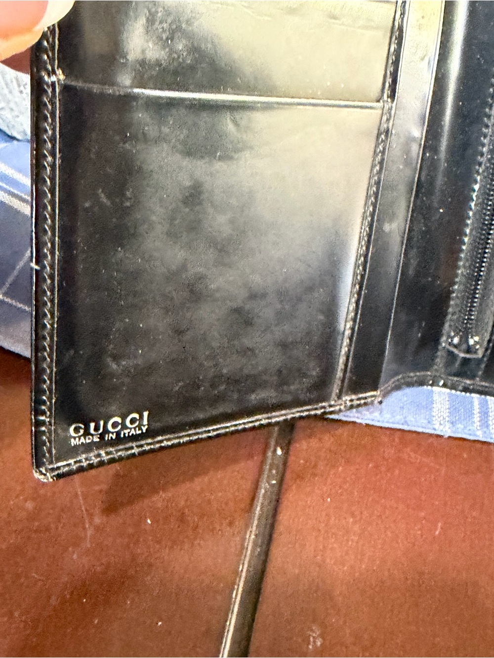 Gucci black paten leather kiss lock wallet - Picture 4 of 6